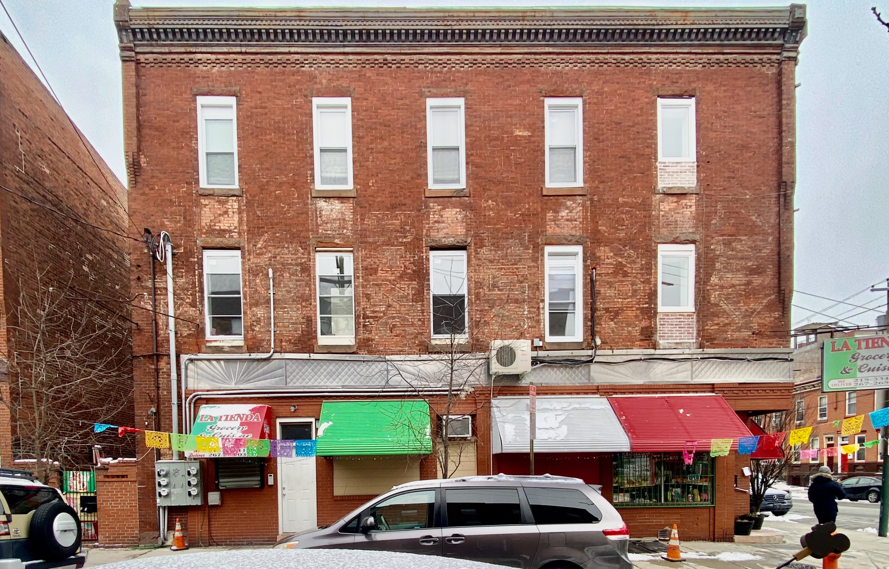 Property main image